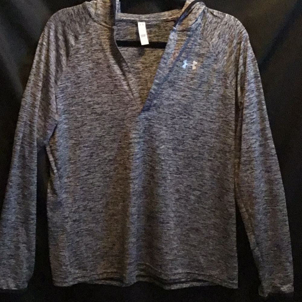 UNDER ARMOUR HOODED SHIRT